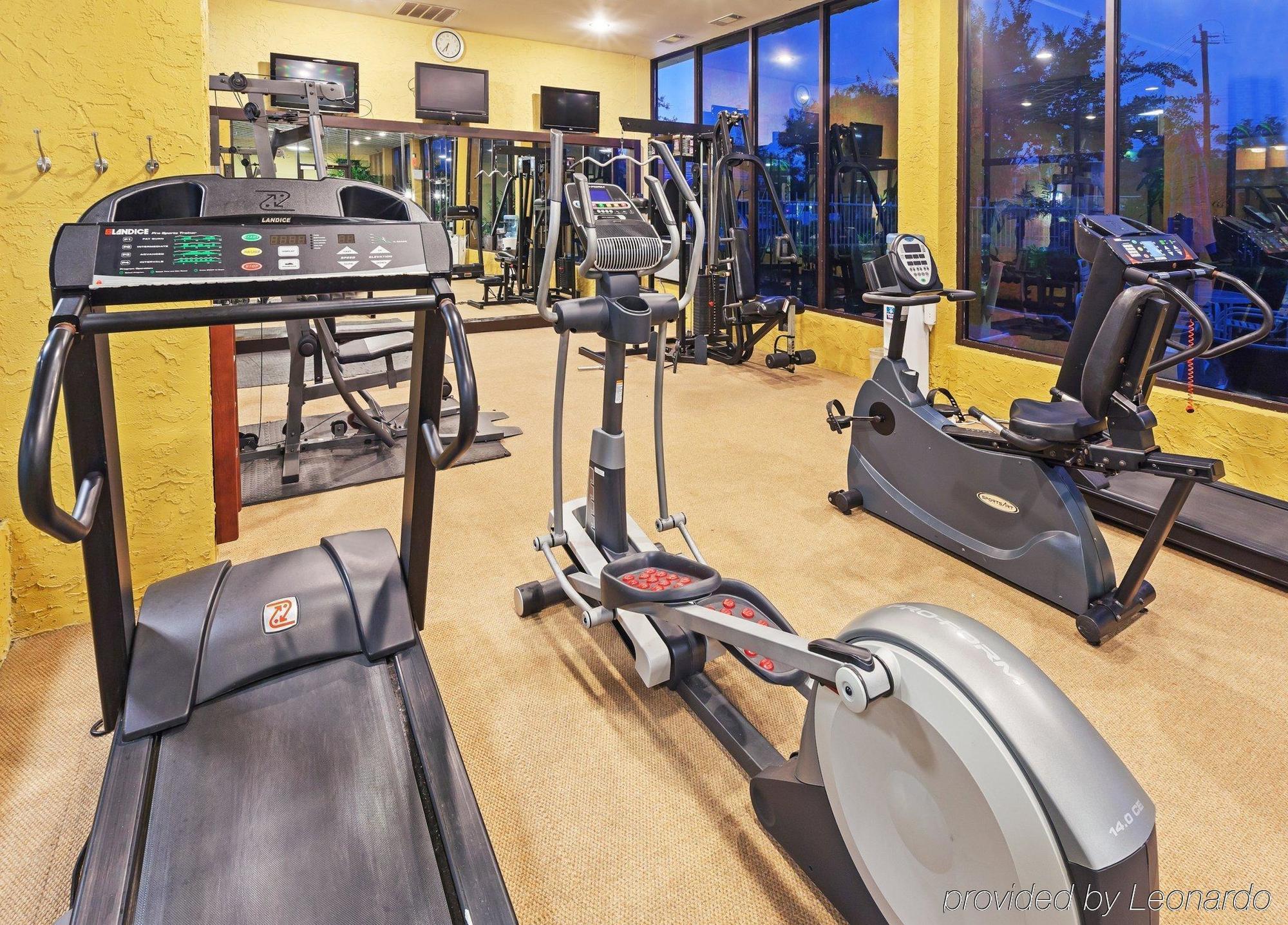 Crowne Plaza Suites Houston - Near Sugar Land Εξωτερικό φωτογραφία