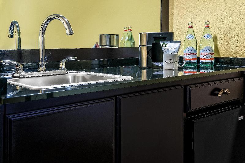 Crowne Plaza Suites Houston - Near Sugar Land Εξωτερικό φωτογραφία