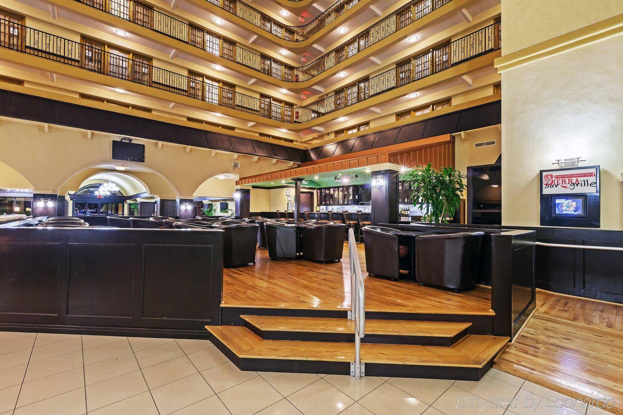 Crowne Plaza Suites Houston - Near Sugar Land Εξωτερικό φωτογραφία