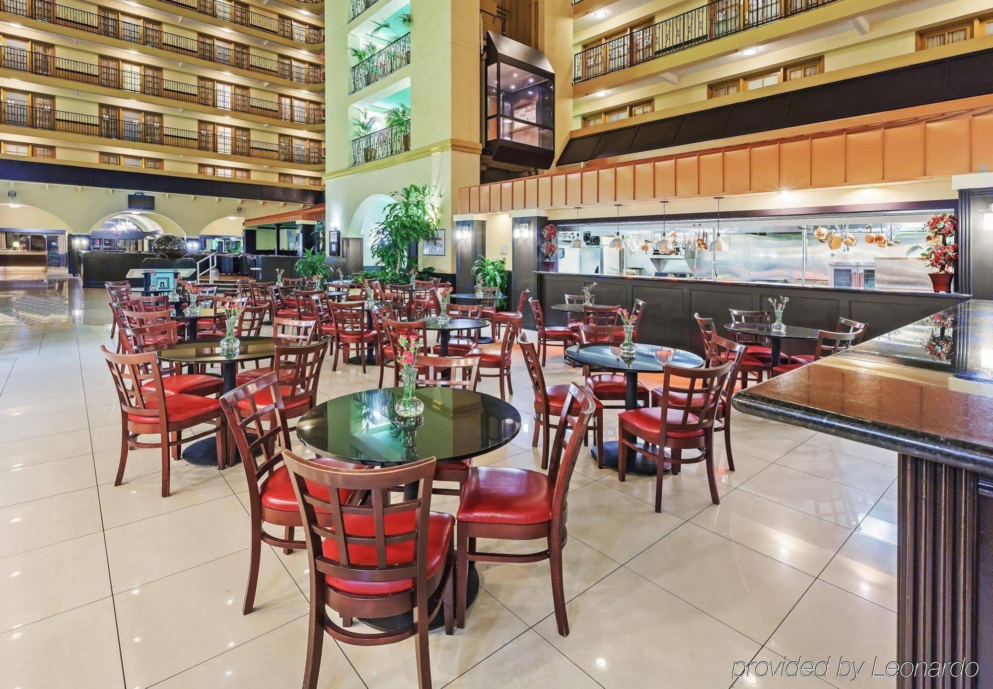 Crowne Plaza Suites Houston - Near Sugar Land Εξωτερικό φωτογραφία