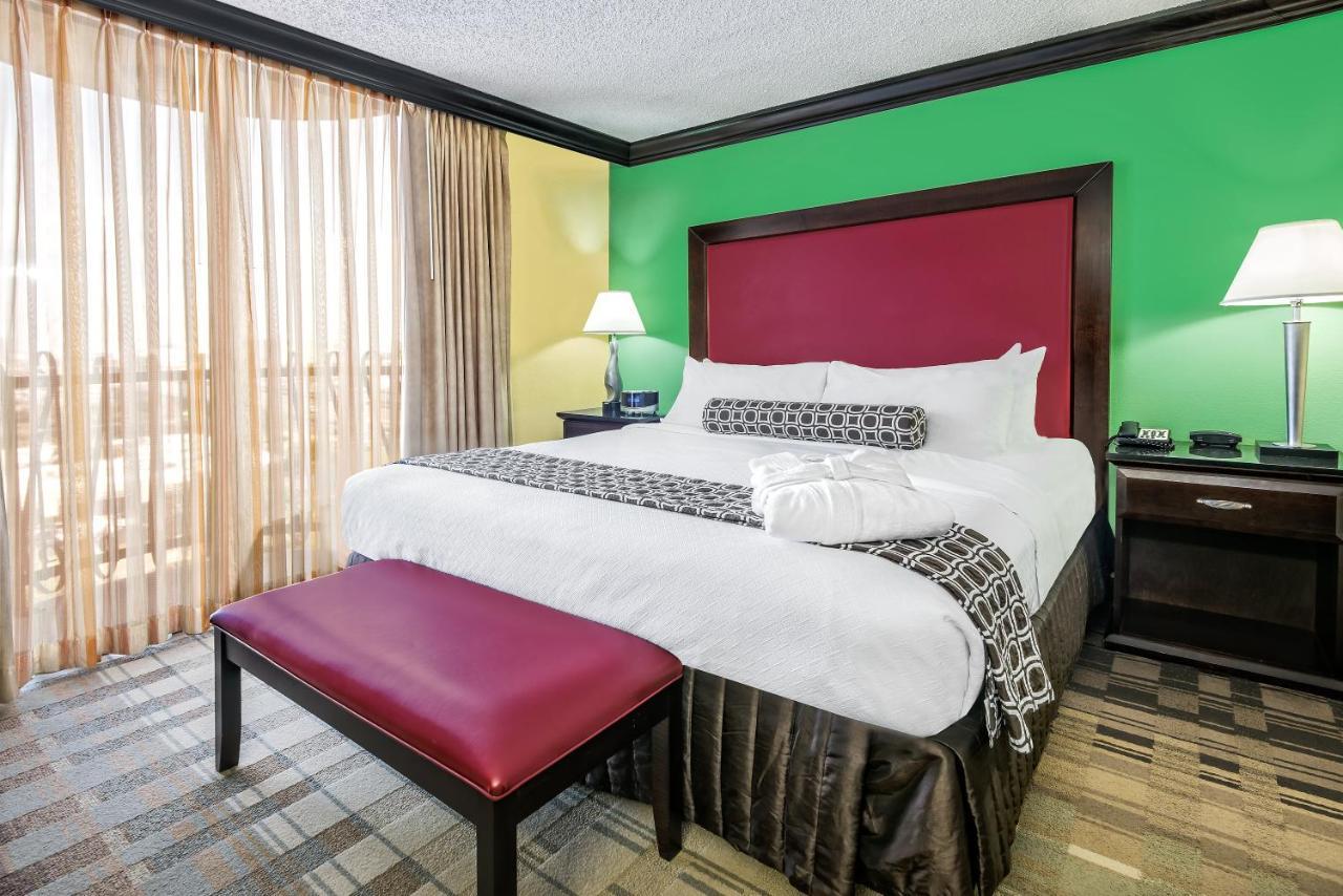 Crowne Plaza Suites Houston - Near Sugar Land Εξωτερικό φωτογραφία