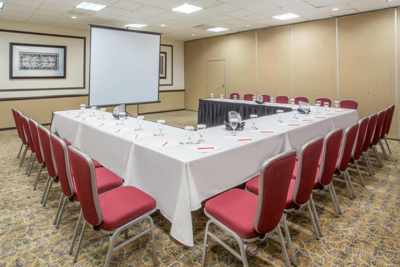 Crowne Plaza Suites Houston - Near Sugar Land Εξωτερικό φωτογραφία